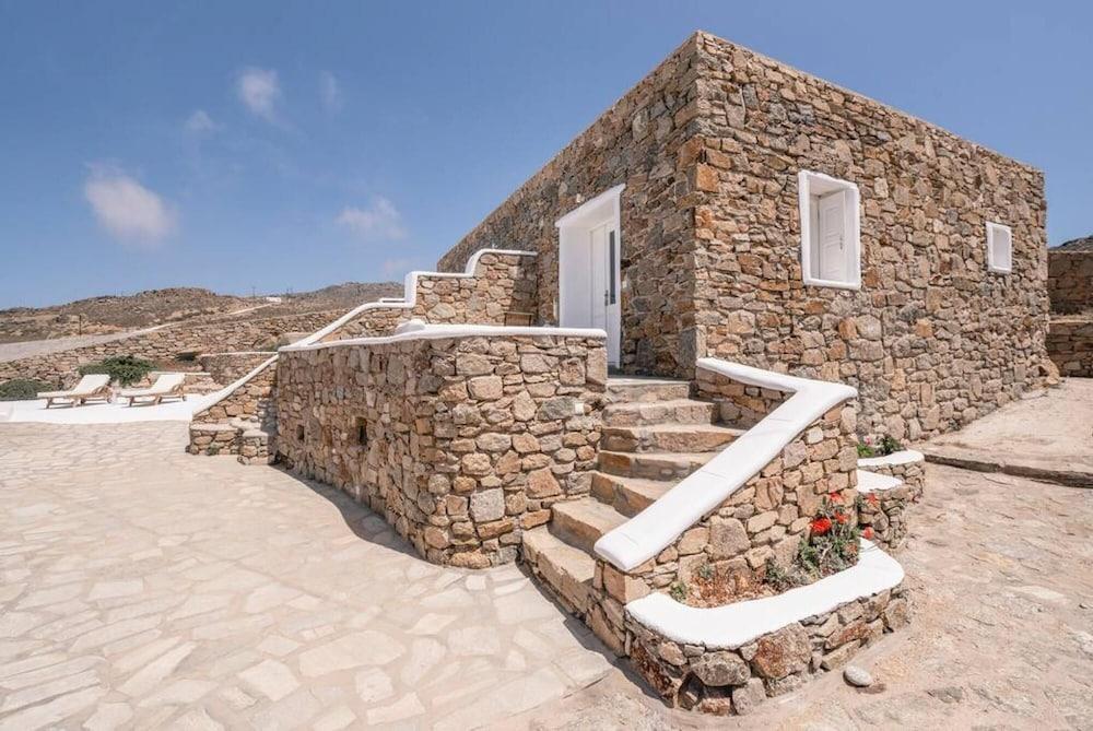 Fanari Studio 3 With Panoramic Pool