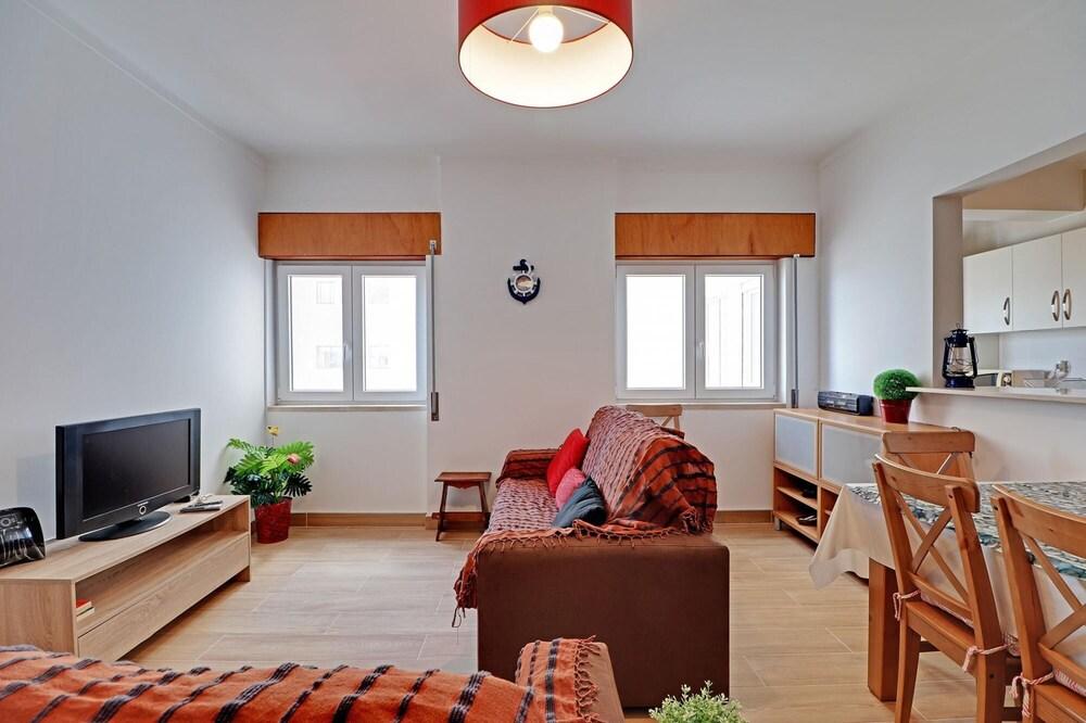 Portim O Marina View