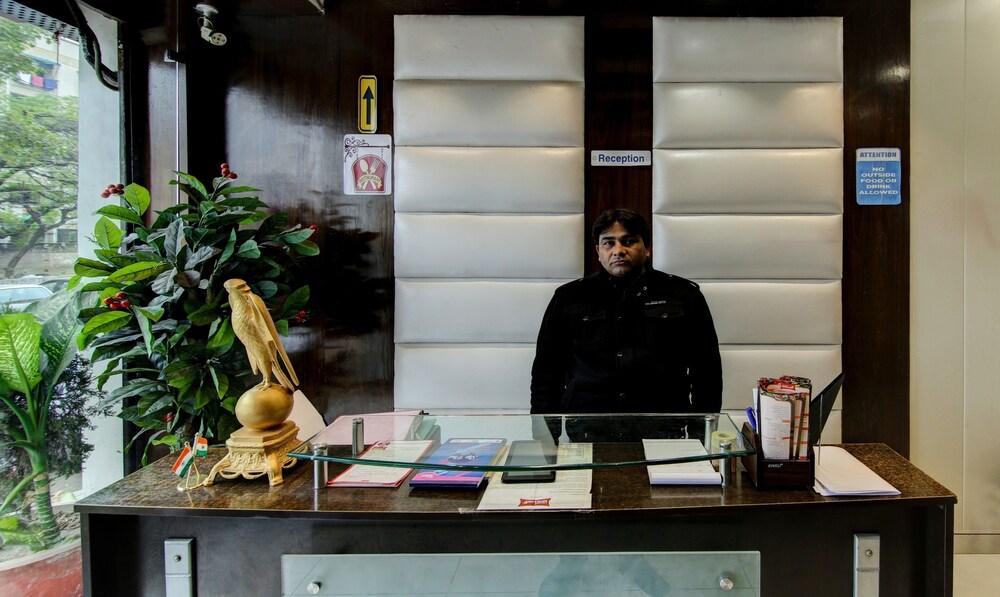 Treebo Trend Aditya and Kings