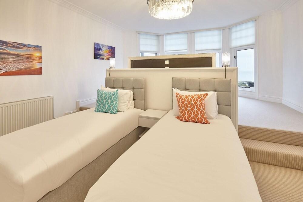 Host Stay Sea Forever Seafront Villa