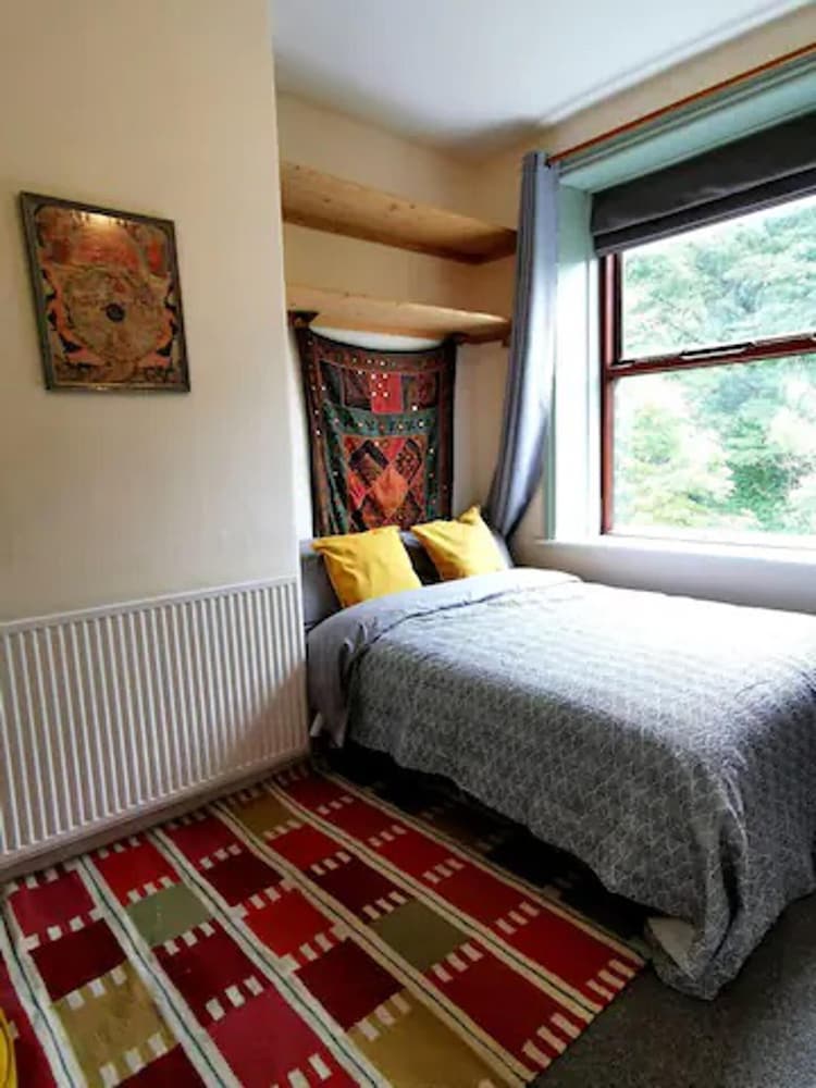 Spacious Riverside Home, 3 Bedrooms, Hebden Bridge