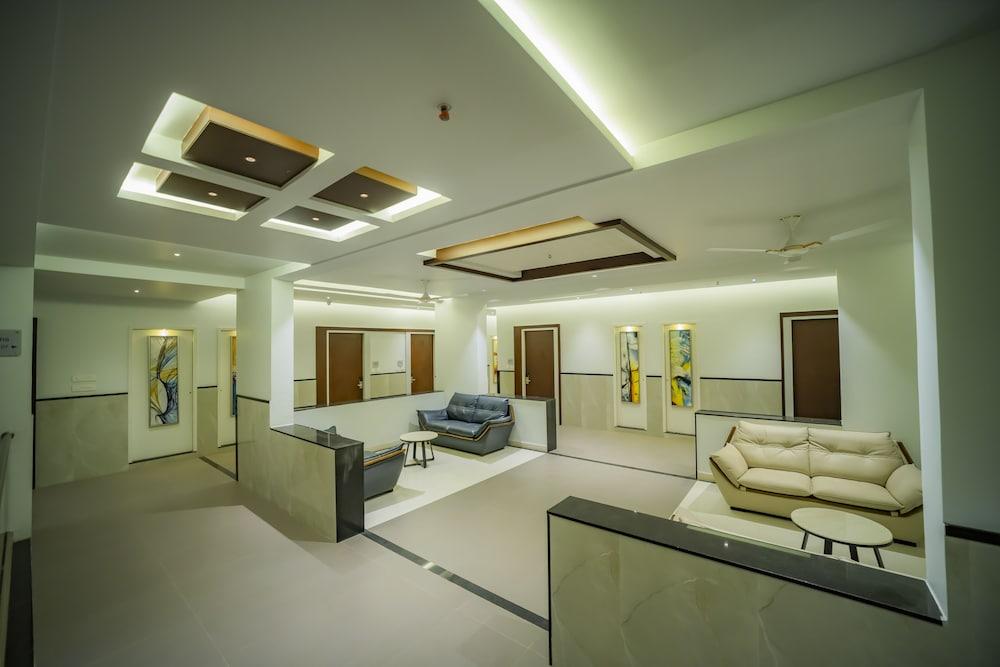 Kyriad Prestige Ilkal