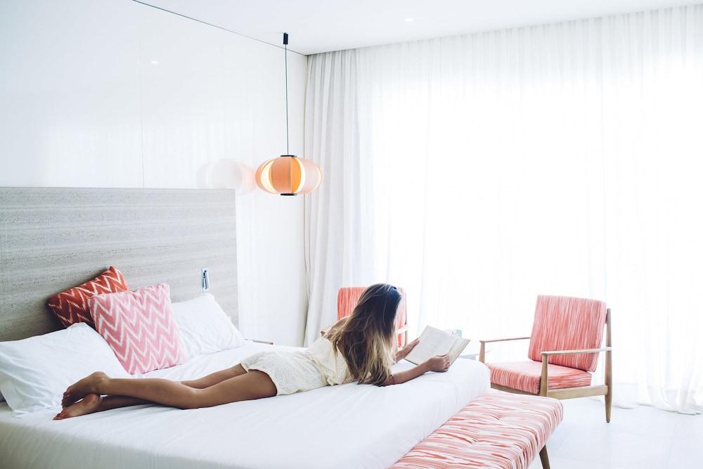 Inturotel Cala Esmeralda Beach Hotel & Spa - Adults Only