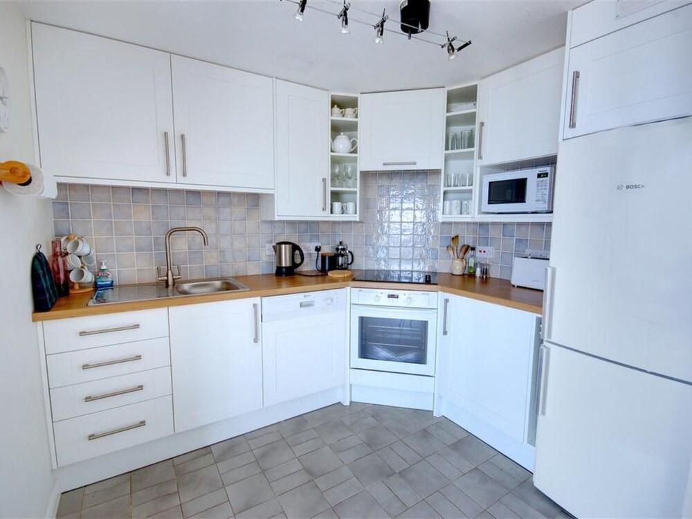 Flat 31 Clifton Court Croyde