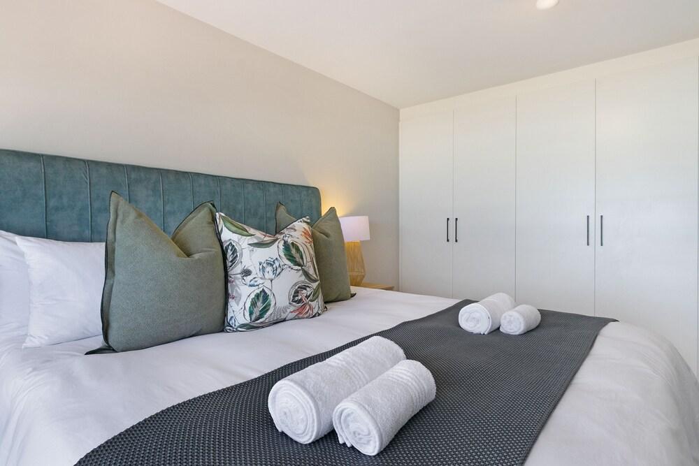 Zeezicht 204 by HostAgents