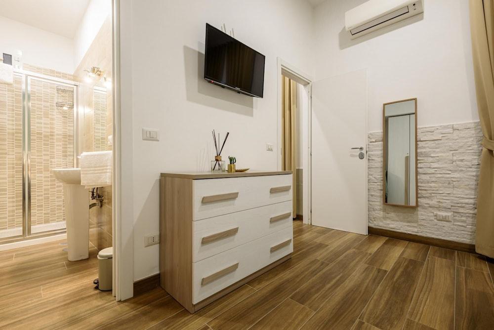 Piazza Garibaldi 118