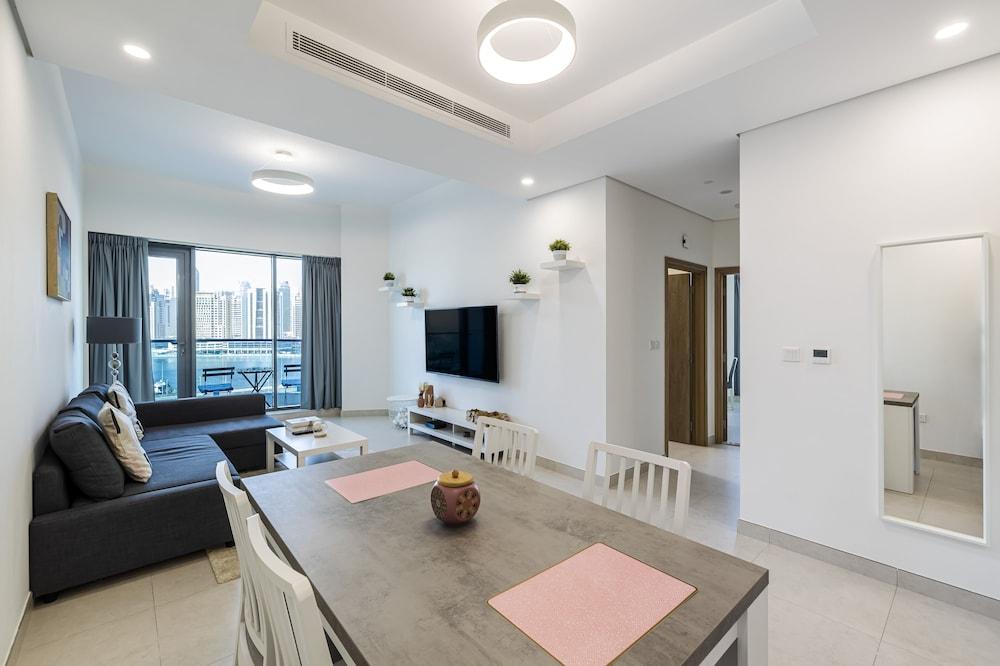 The Bay Residences - Canal View