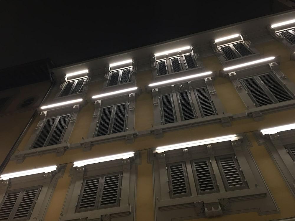 Zannetti Compact in Firenze