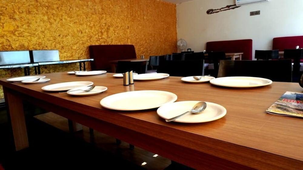 Royal Suites by Park Tree Chakki Mor