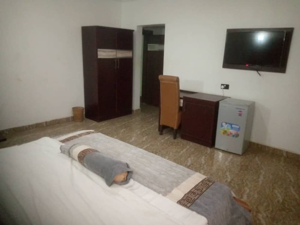 Larema International Hotels & suites