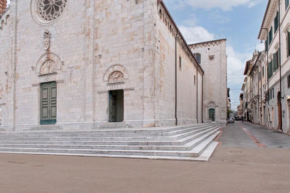 Art Living Apartment