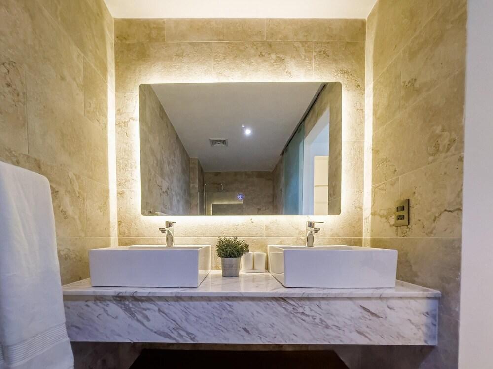 Space and Comfort for Your Beach Vacation