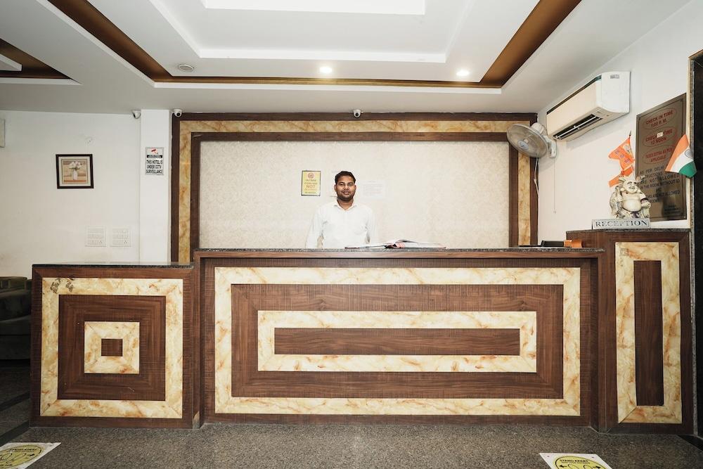 Hotel Peridot Near IGI Delhi Airport