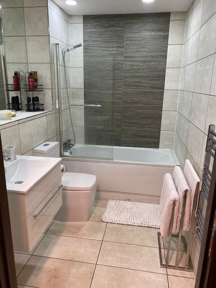 Immaculate 2-bed Apartment in Birmingham