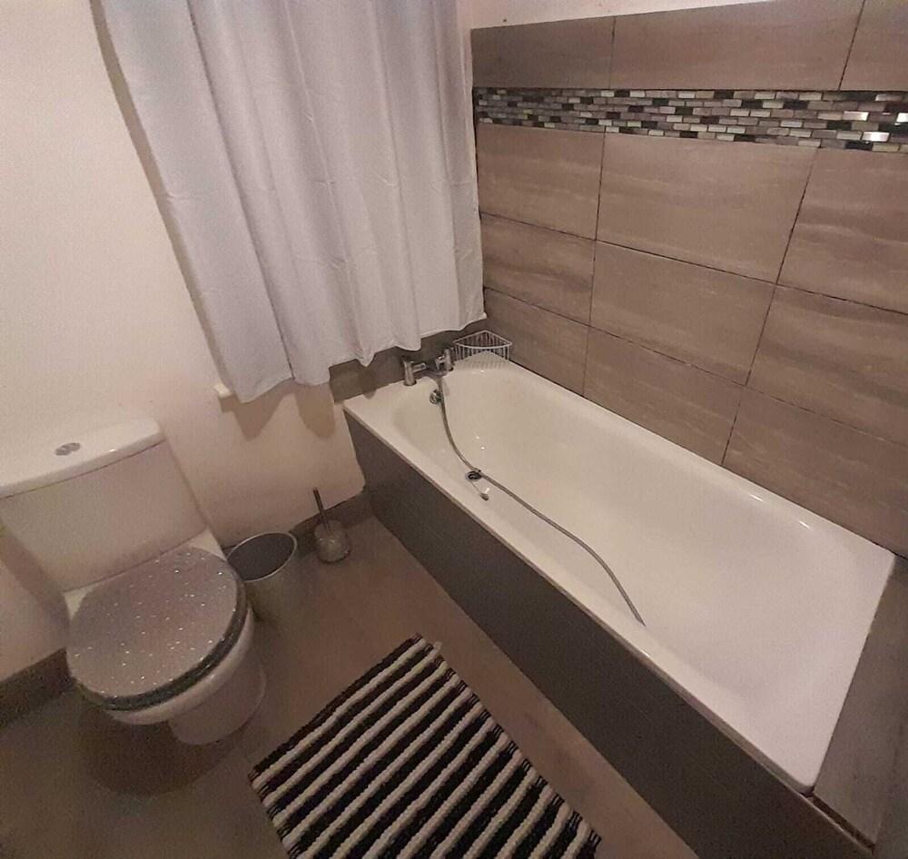 3-bed House in London Self-contained