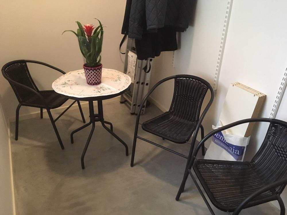 Beautiful 1- Bed Studio in Sollentuna