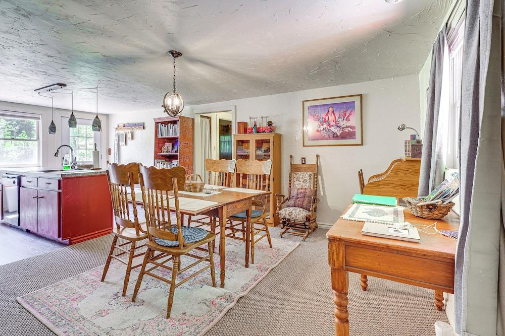 Cozy Creekside Cabin in La Veta: Hike & Fish!