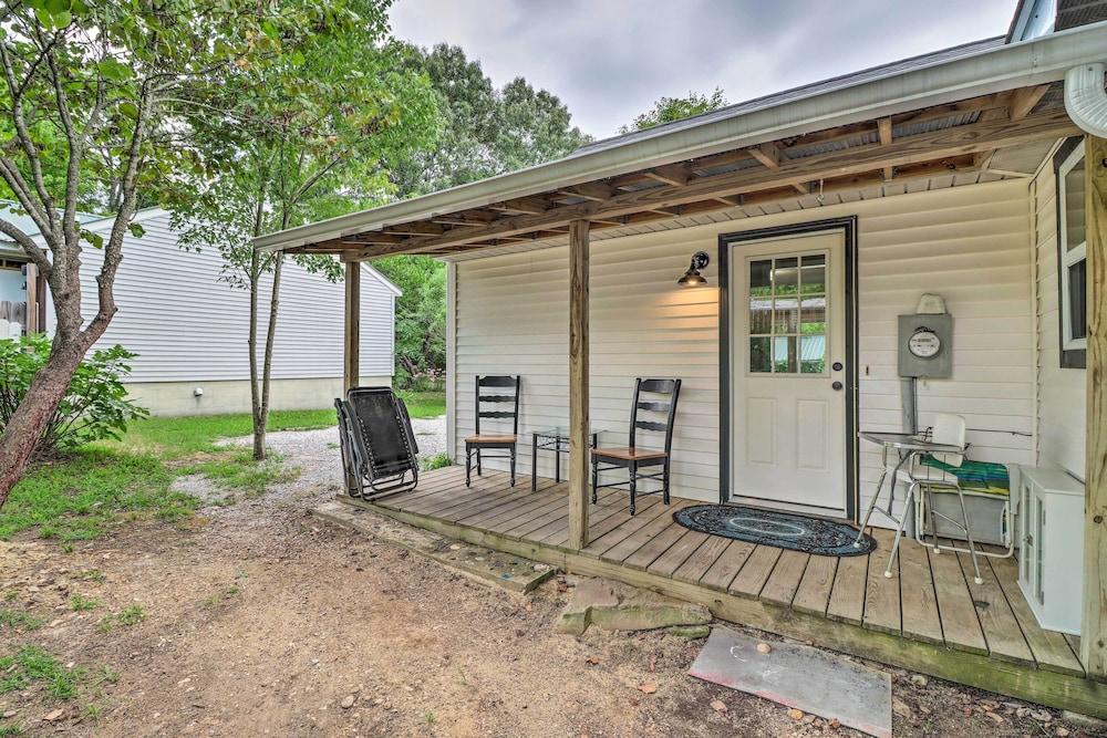 Mountain View Home Steps to Amphitheater Park